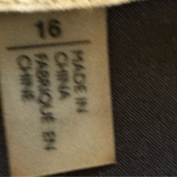 DKNYC black red sleeveless shift midi dress with flounce hem size 16
 b28 - Picture 3 of 5